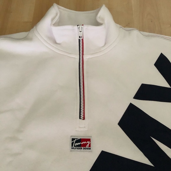 Hilfiger 1/4 zipped sweatshirt - Picture 4 of 10